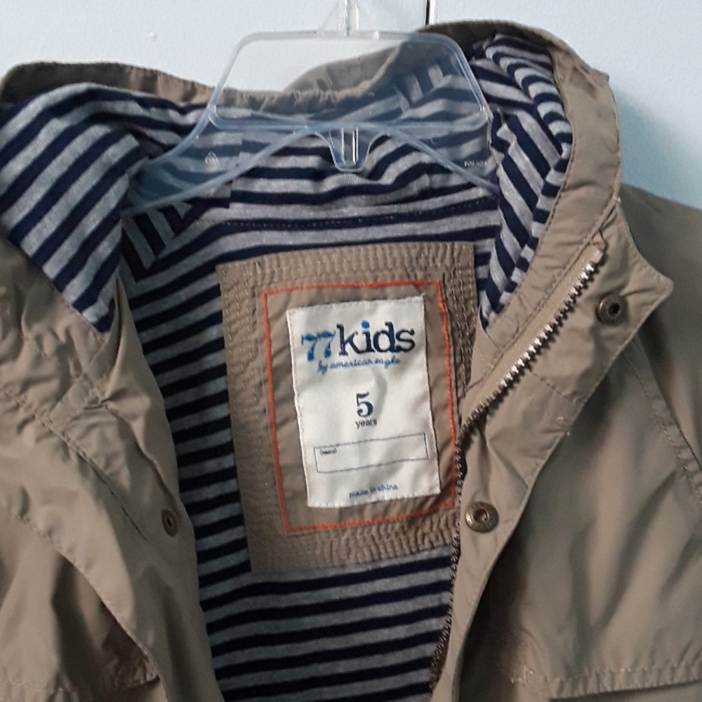 Jacket - Picture 3 of 4
